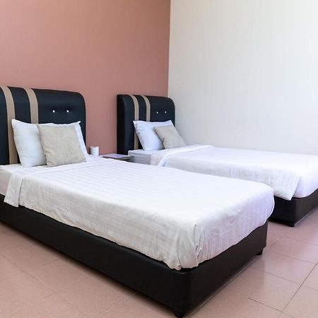 Familia Motel Kangar Dış mekan fotoğraf
